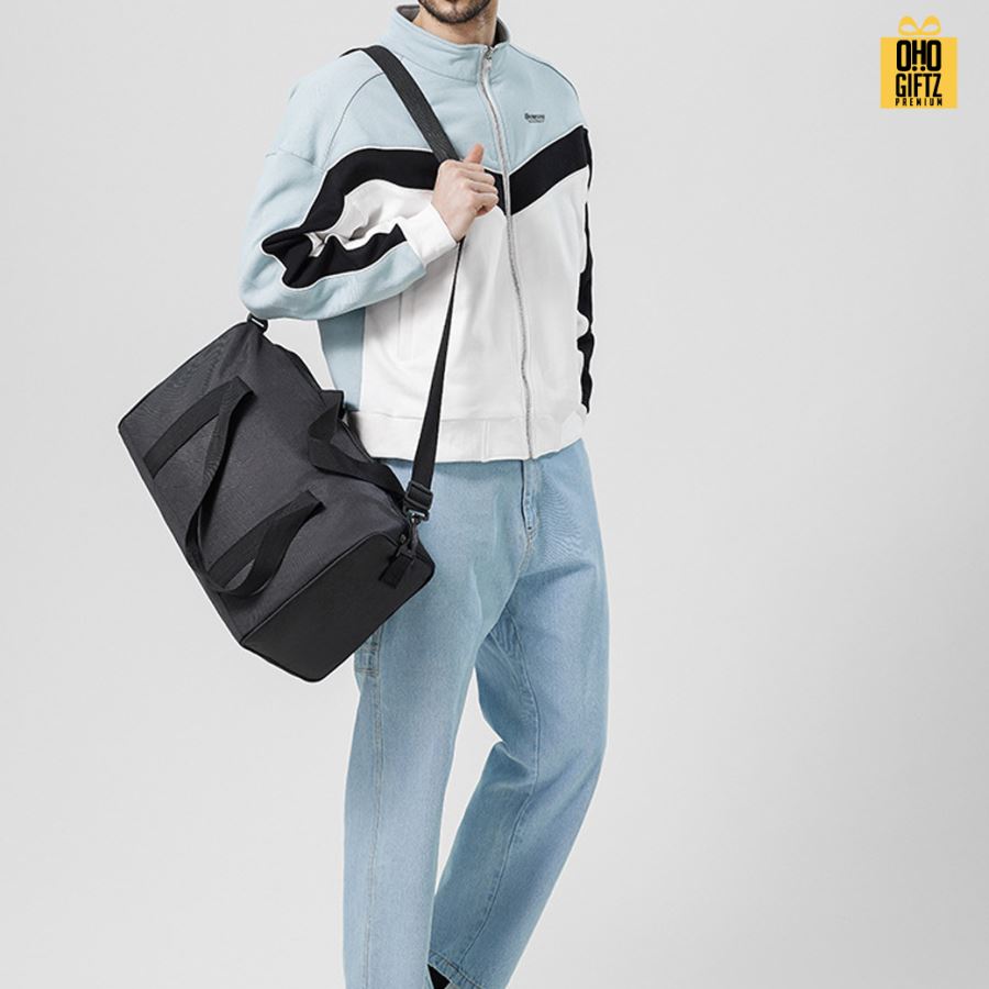 กระเป๋าใส่เสื้อผ้าเดินทาง สกรีนชื่อ สกรีนโลโก้ ทำเป็นของพรีเมี่ยมได้