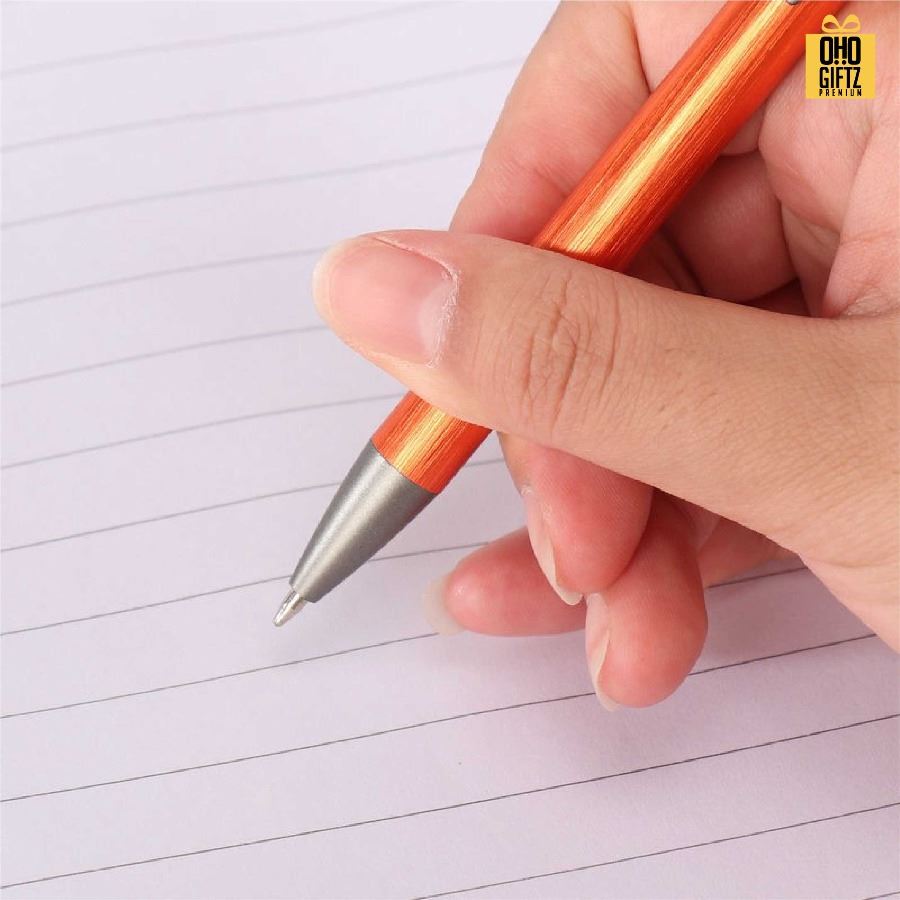 ปากกาพลาสติกหัวกดไม้ สกรีนชื่อ สกรีนโลโก้ ทำเป็นของพรีเมี่ยมได้