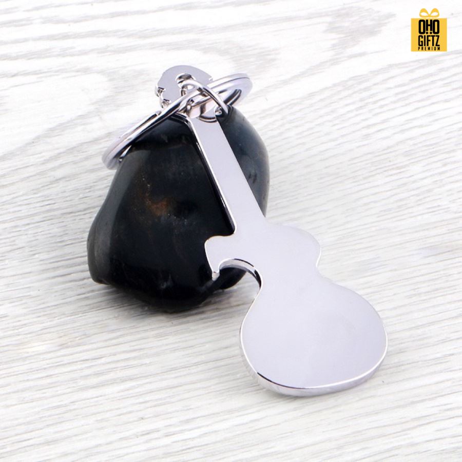 พวงกุญแจกีตาร์ที่เปิดขวด สกรีนโลโก้  ทำเป็นของพรีเมี่ยมได้