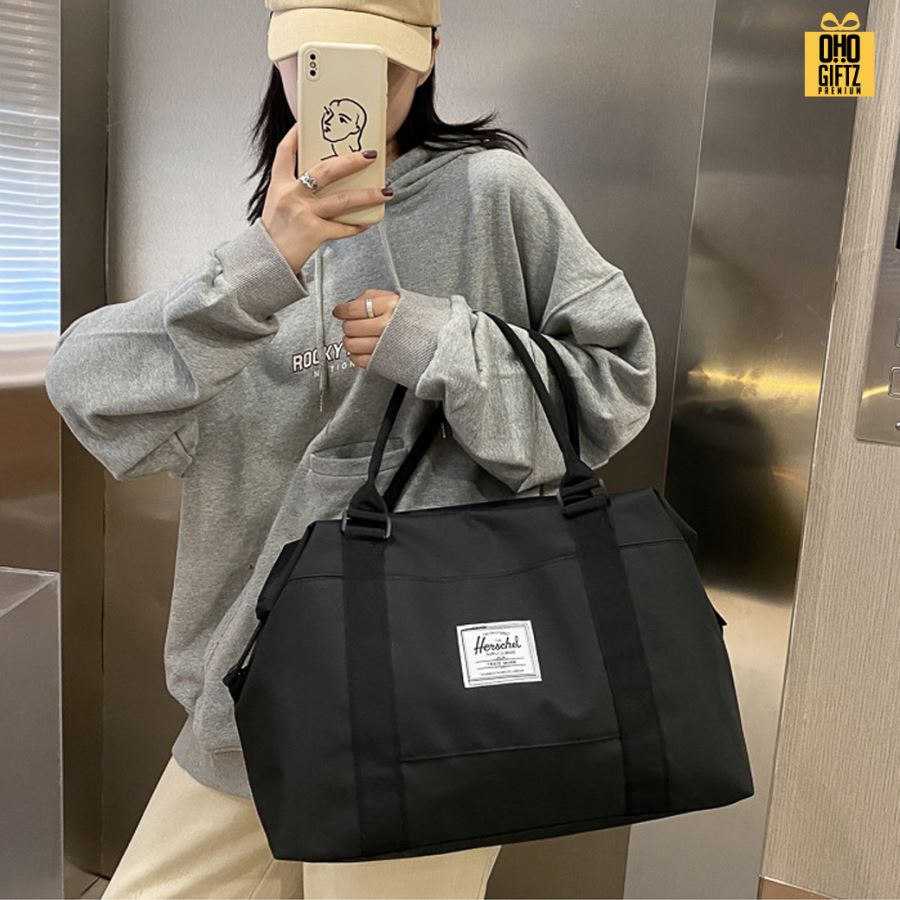 กระเป๋าใส่เสื้อผ้าเดินทางพกพา สกรีนชื่อ สกรีนโลโก้ ทำเป็นของพรีเมี่ยมได้