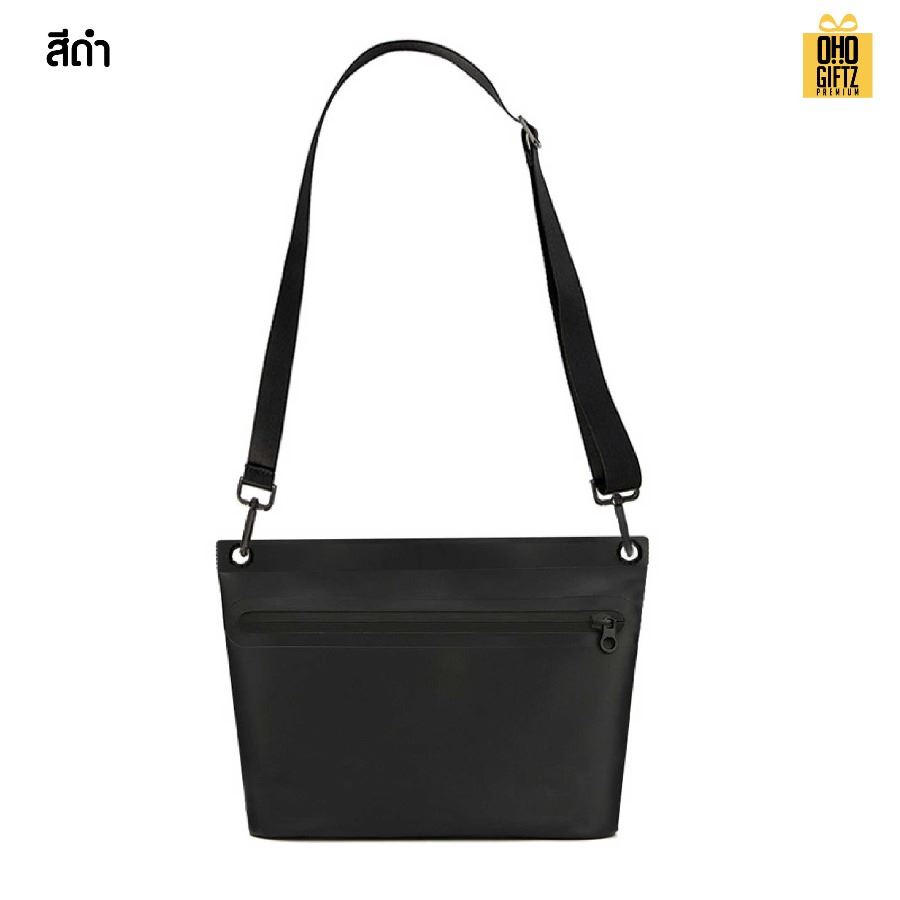 กระเป๋ากันน้ำสะพายได้ สกรีนโลโก้ ทำเป็นของพรีเมี่ยมได้