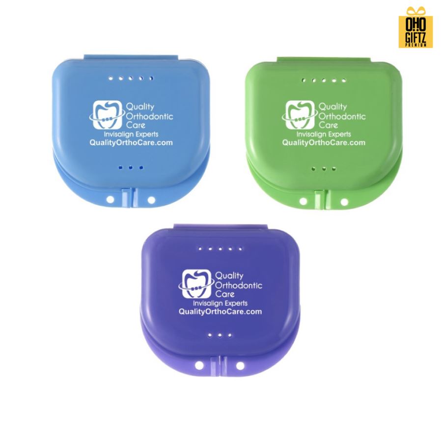 กล่องใส่รีเทนเนอร์หลากสี สกรีนโลโก้ ทำเป็นของพรีเมี่ยมได้