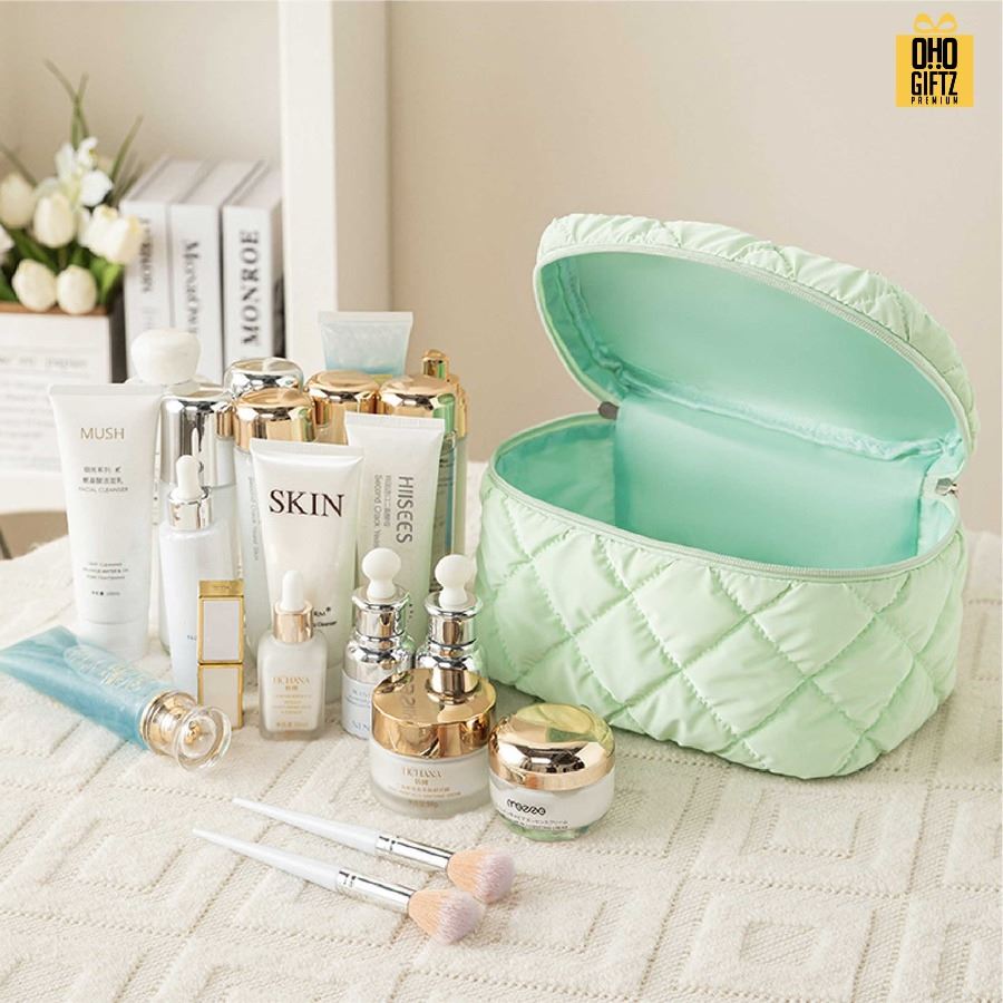 ชุดเซ็ทกระเป๋าใส่เครื่องสำอางค์ 3 ชิ้น/ชุด สกรีนโลโก้ ทำเป็นของพรีเมี่ยมได้