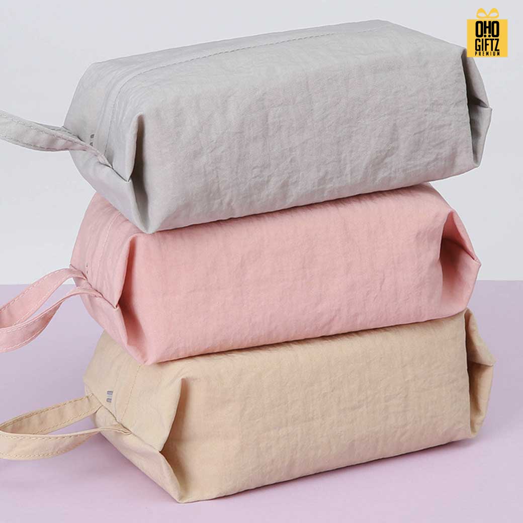 กระเป๋าใส่ของจุกจิก พกเดินทาง สกรีนชื่อ สกรีนโลโก้ ทำเป็นของพรีเมี่ยมได้