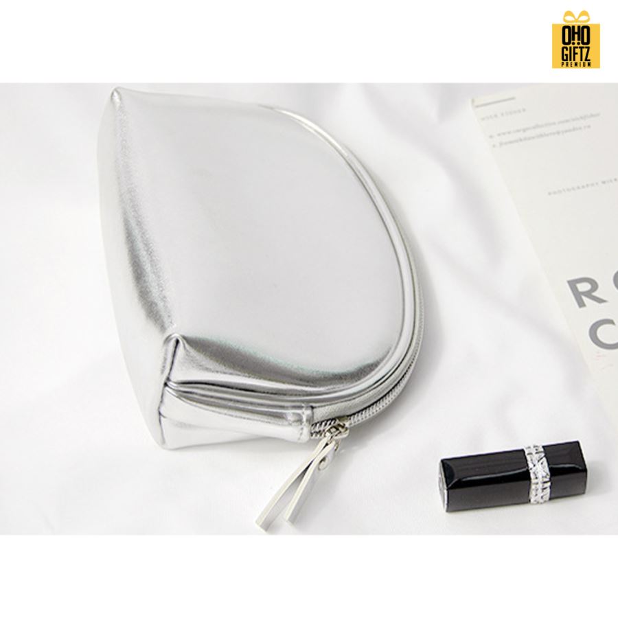 กระเป๋าเครื่องสำอางหนัง PU สีเงิน ดูหรูหรา สกรีนโลโก้  ทำเป็นของพรีเมี่ยมได้