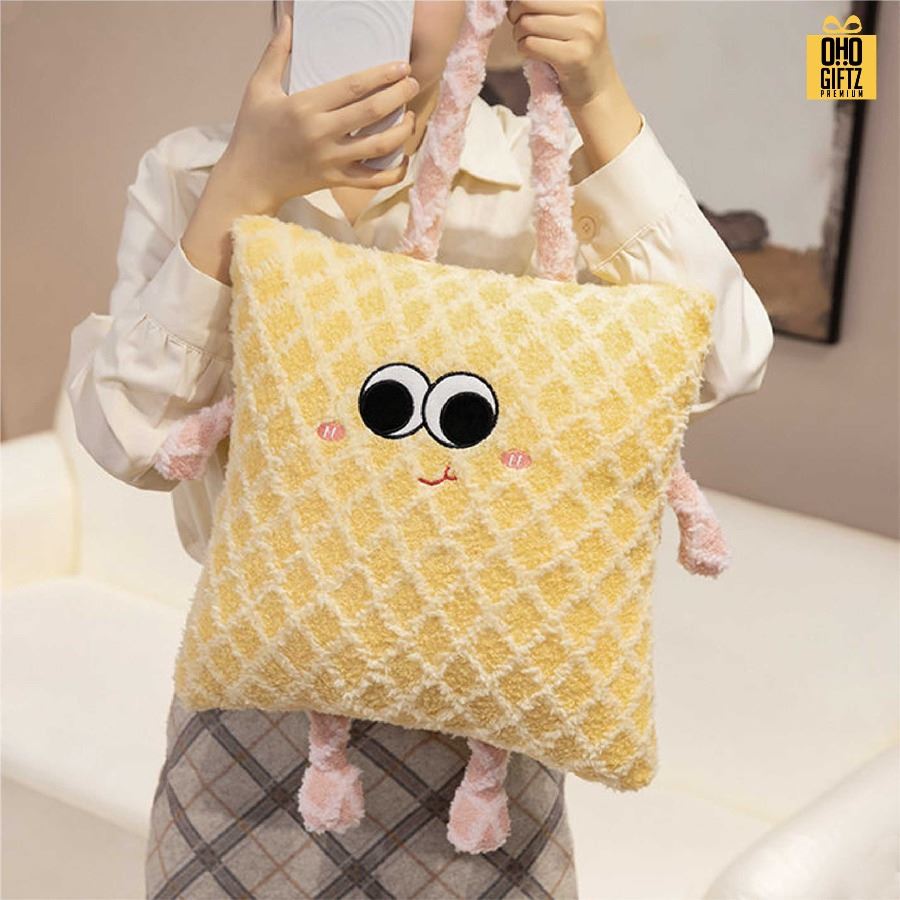 ตุ๊กตาหมอนผ้าห่มพร้อมหูหิ้ว สกรีนโลโก้ ติดลาเบล ทำเป็นของพรีเมี่ยมได้