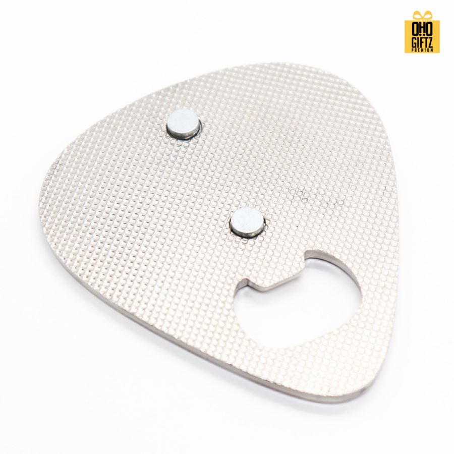 ที่เปิดขวดปิ๊กกีตาร์ แม่เหล็กติดตู้เย็น ไม่จำกัดสี สกรีนโลโก้  ทำเป็นของพรีเมี่ยมได้