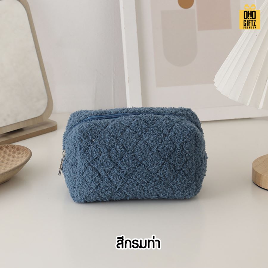 กระเป๋าดินสอขนปุย สกรีนโลโก้ ติดลาเบล ทำเป็นของพรีเมี่ยม