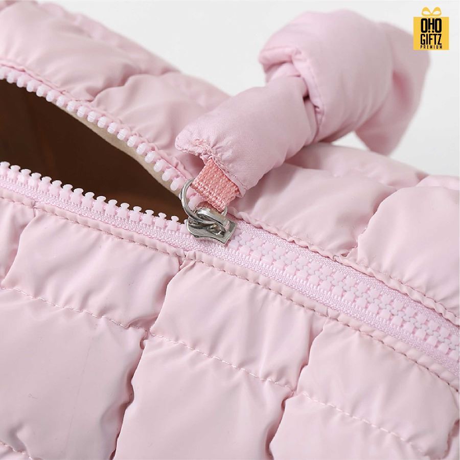 กระเป๋าเครื่องสำอางผ้าบุนวม ผลิตโลโก้ ติดลาเบล ทำเป็นของพรีเมี่ยม