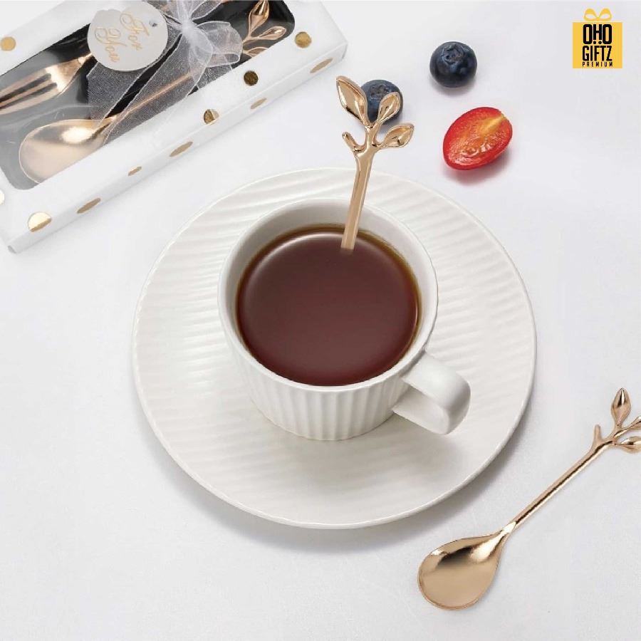 ชุดช้อนส้อมใบไม้พร้อมกล่อง ทำเป็นของพรีเมี่ยม ของชำร่วยงานเเต่งงานได้