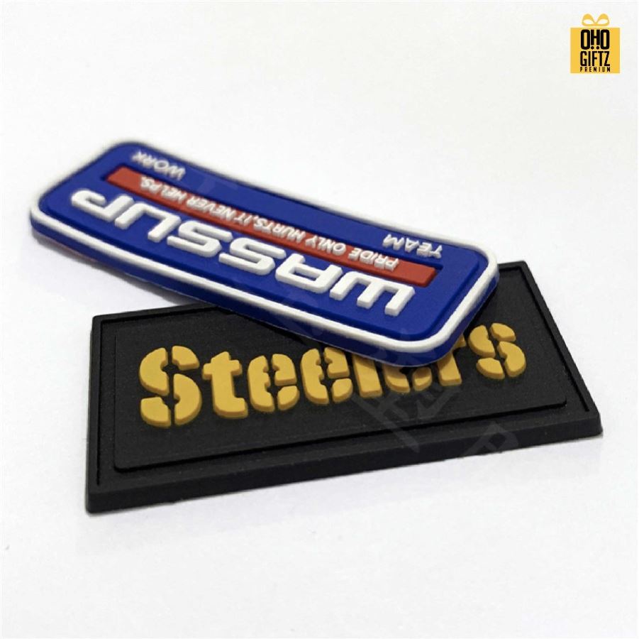 รับผลิตป้ายแท็กยางติดเสื้อ กระเป๋า สกรีนโลโก้ ทำเป็นของพรีเมี่ยม ของชำร่วยได้