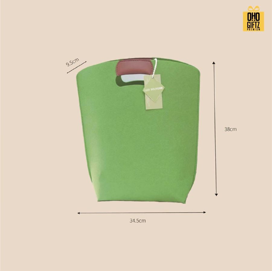 กระเป๋าถือผ้าสักหลาดหูจับหนัง PU สกรีนโลโก้ ทำเป็นของพรีเมี่ยมได้