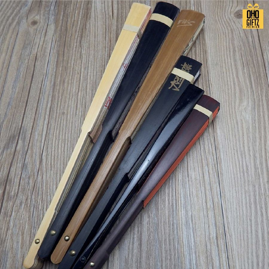 พัดจีนก้านไม้ไผ่ รับผลิตราคาโรงงาน มีให้เลือกหลายแบบ ทำเป็นสินค้าพรีเมี่ยม ของชำร่วย ของที่ระลึกได้