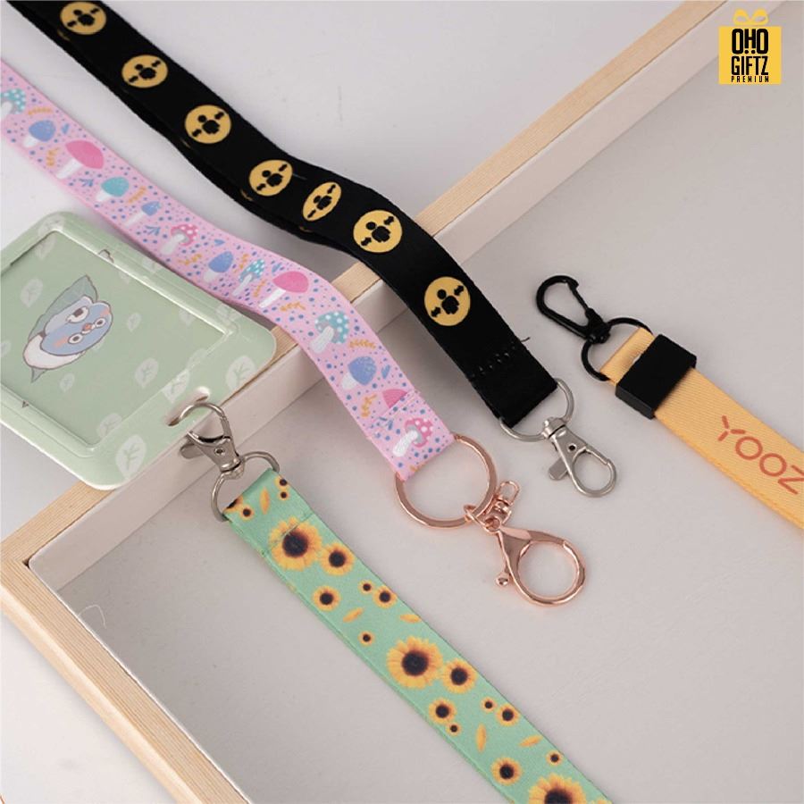 สายคล้องบัตรพนักงาน รับผลิตสกรีนไม่จำกัดสี สกรีนชื่อ สกรีนโลโก้ ทำเป็นของพรีเมี่ยมได้