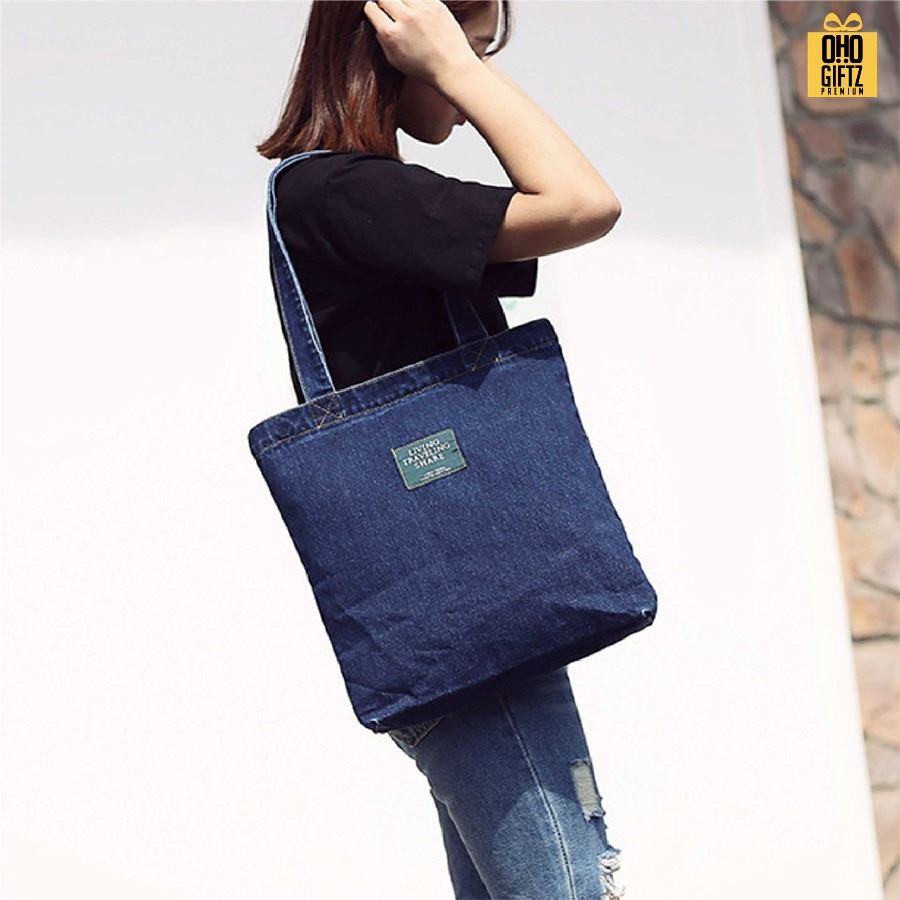 กระเป๋าผ้ายีนส์ สกรีนโลโก้ ทำเป็นของพรีเมี่ยมได้