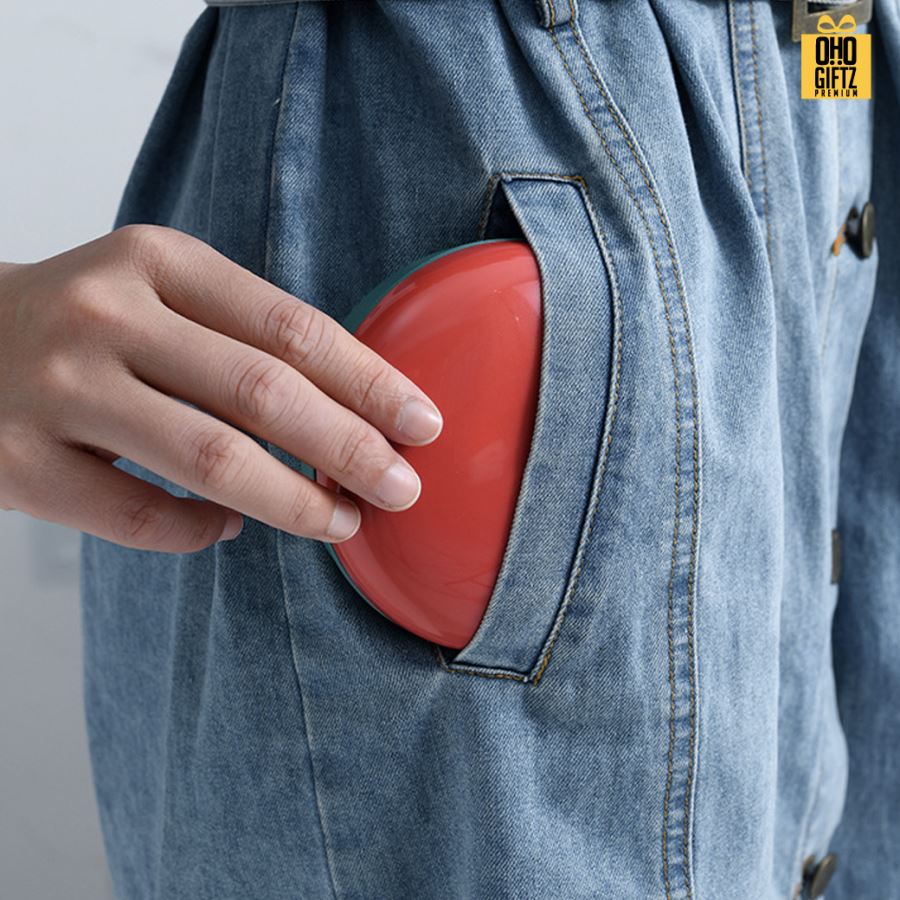 กล่องยาทรงรถพยาบาล สกรีนชื่อ สกรีนโลโก้ ทำเป็นของพรีเมี่ยมได้ 