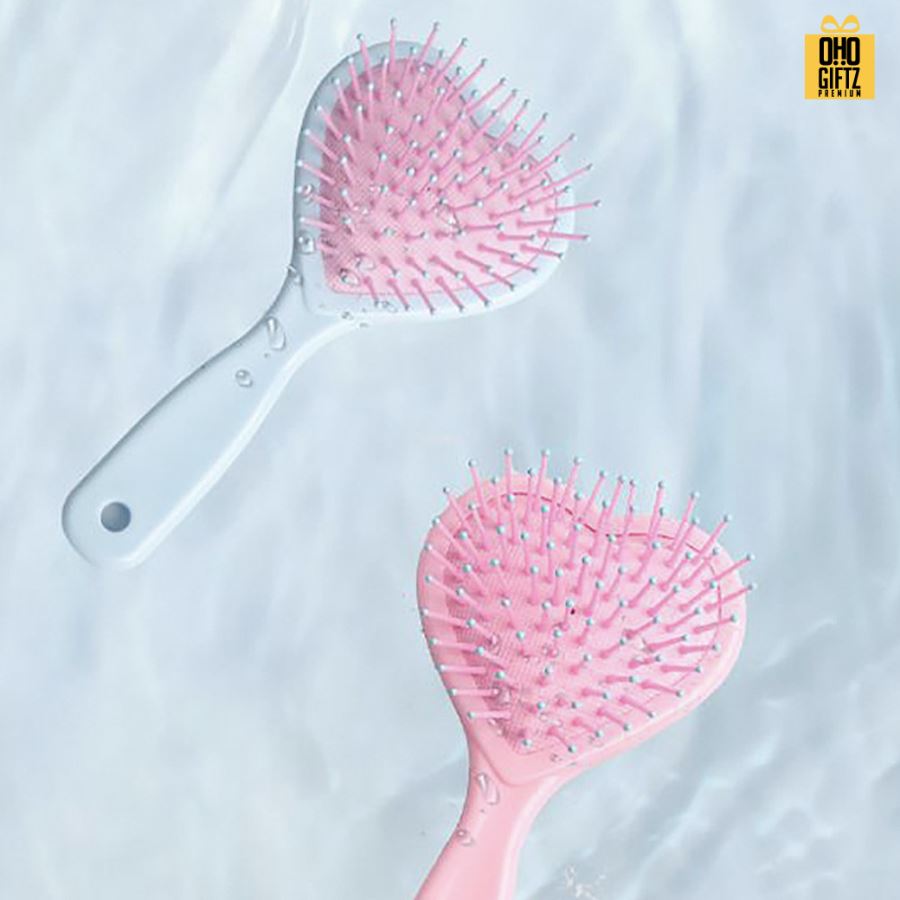 หวีแปรงทรงหัวใจน่ารัก สกรีนโลโก้  ทำเป็นของพรีเมี่ยมได้