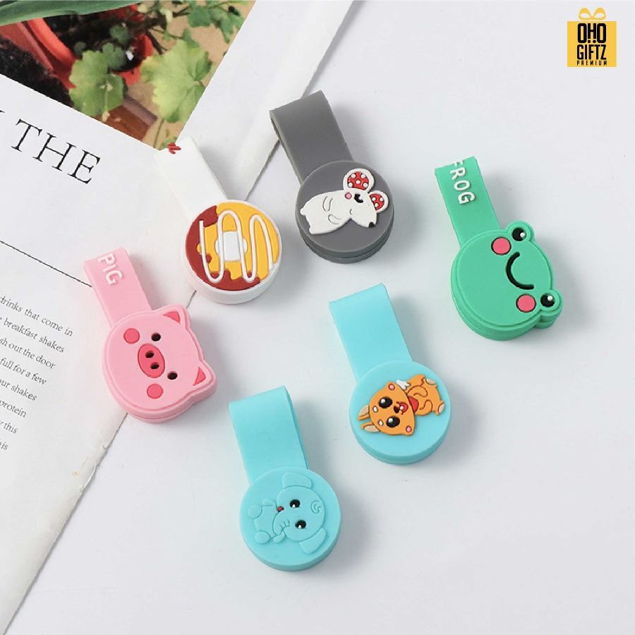 ที่เก็บสายหูฟังซิลิโคน พร้อมกระดาษรองพิมพ์ลายตามต้องการ สกรีนชื่อ สกรีนโลโก้ ทำเป็นของพรีเมี่ยมได้ 