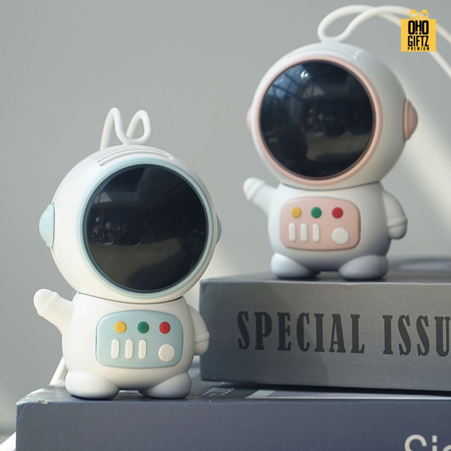 พัดลมห้อยคอมนุษย์อวกาศ สกรีนโลโก้ ทำเป็นของพรีเมี่ยม