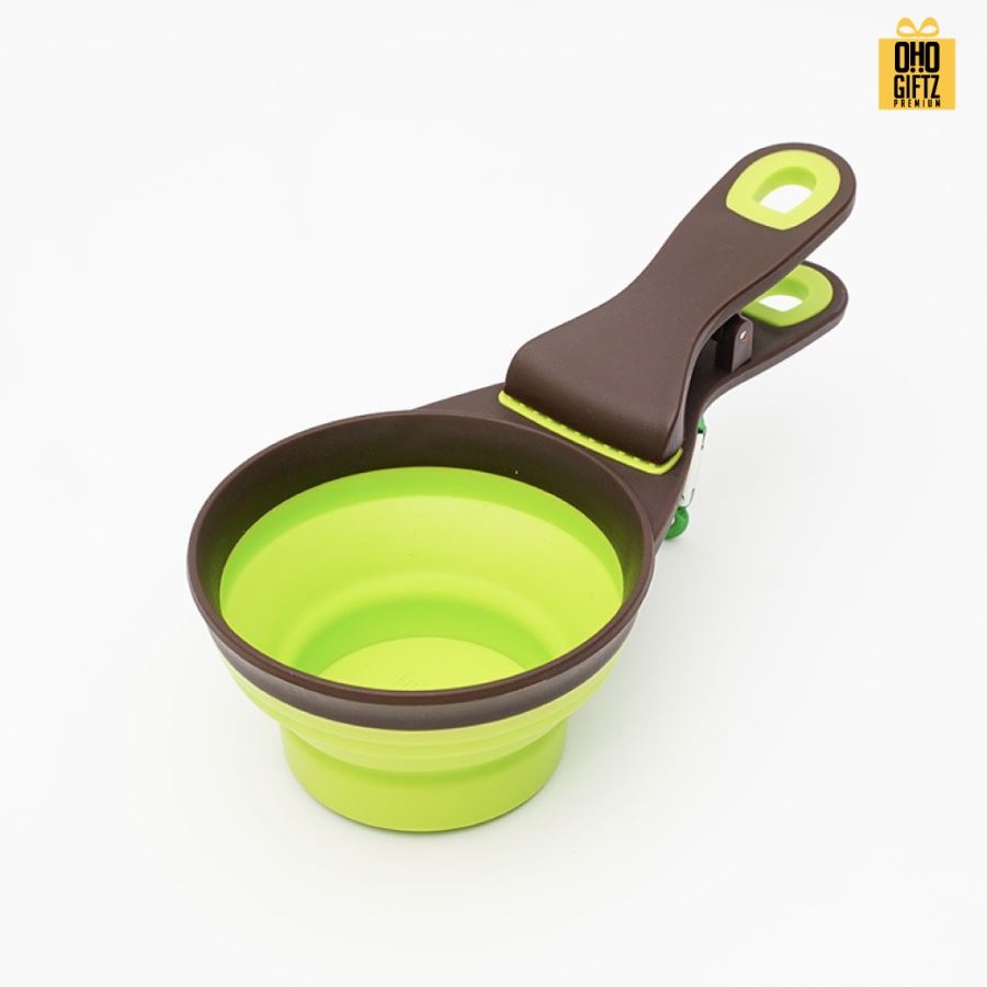 ช้อนตักอาหารสัตว์เลี้ยงพร้อมตัวหนีบถุงอาหารในตัว สกรีนโลโก้  ทำเป็นของพรีเมี่ยมได้