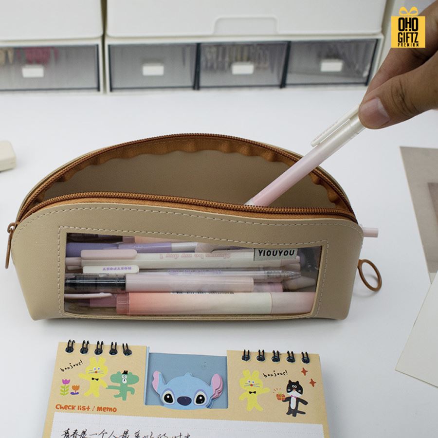 กระเป๋าใส่เครื่องเขียน PU เจาะหน้าต่างใส สกรีนโลโก้  ทำเป็นของพรีเมี่ยม