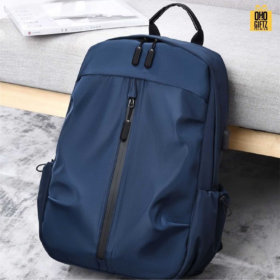 กระเป๋าเป้ใส่ notebook มีช่องเสียบสาย USB ได้ สกรีนโลโก้ ทำเป็นของพรีเมี่ยม ของที่ระลึก