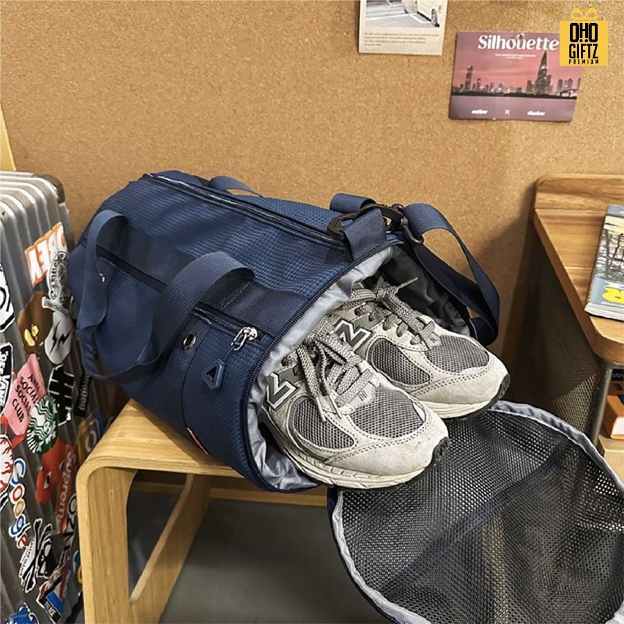 กระเป๋ายิม มีแยกส่วนแห้งและเปียก สกรีนโลโก้ ทำเป็นของพรีเมี่ยมได้