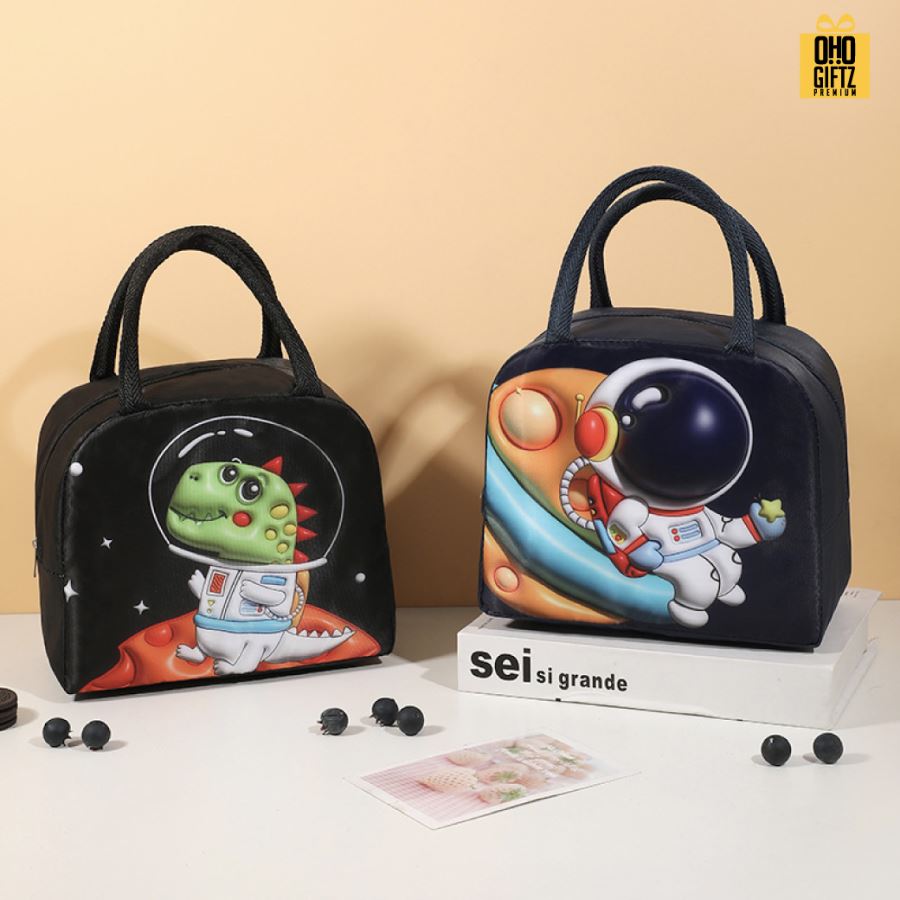 กระเป๋าเก็บอุณหภูมิลาย 3D สกรีนโลโก้  ทำเป็นของพรีเมี่ยม