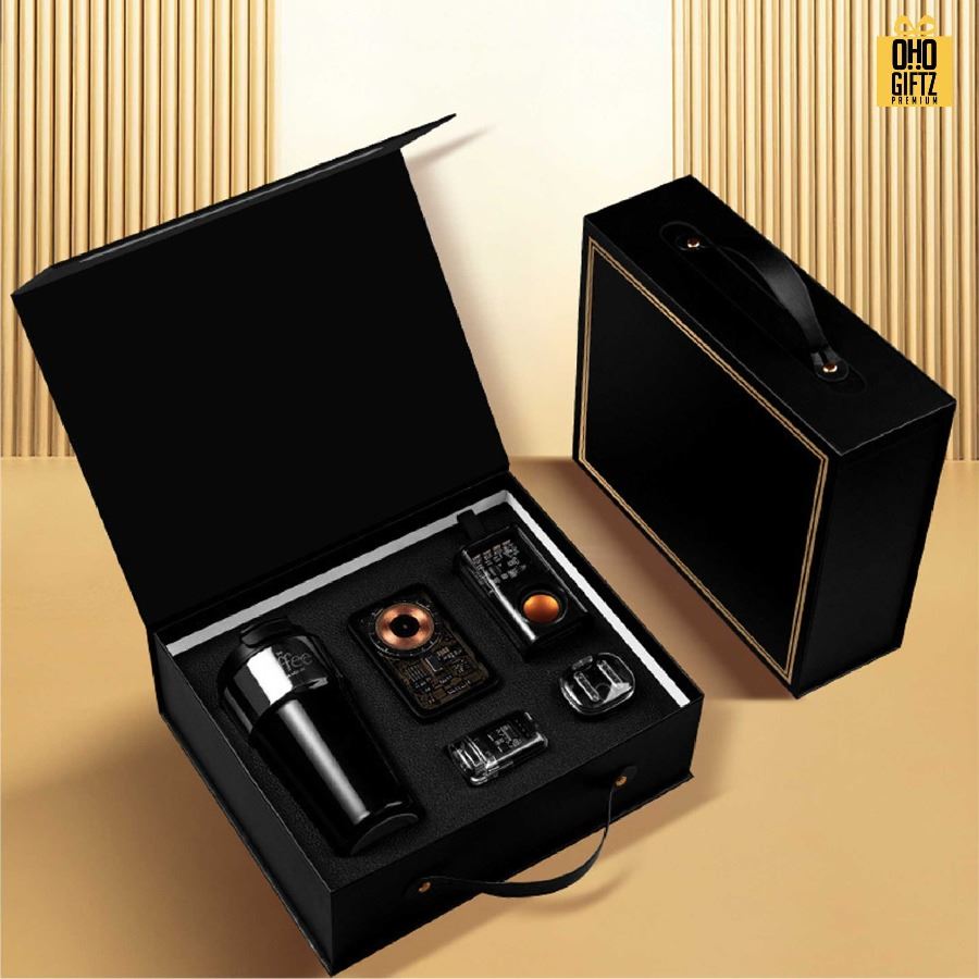 ชุดเซ็ทของขวัญในรถยนต์ สกรีนโลโก้ ทำเป็นของพรีเมี่ยม ของชำร่วย